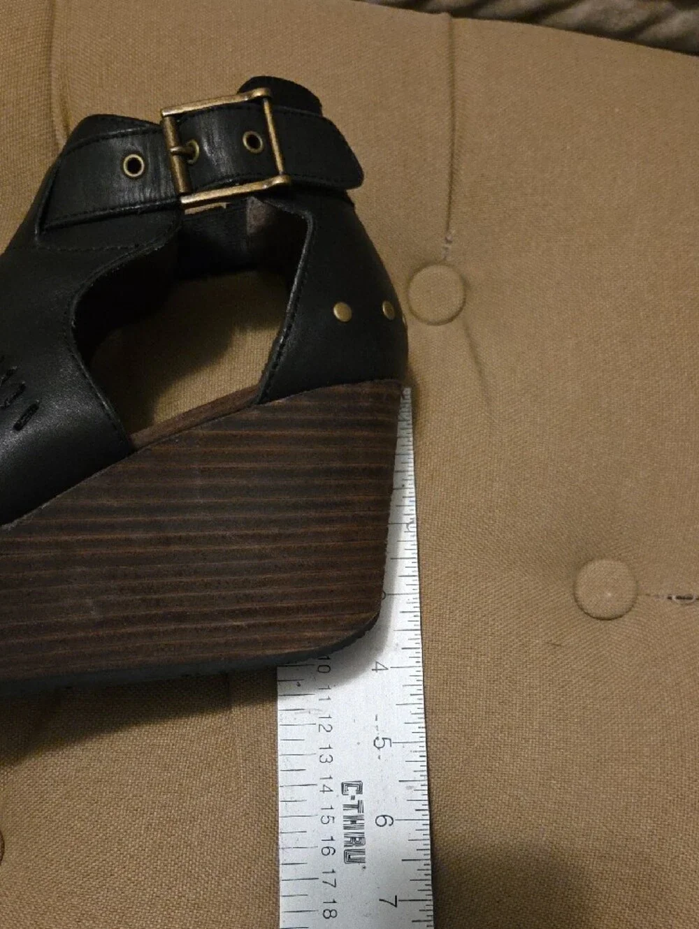 Caterpillar chunky wedge